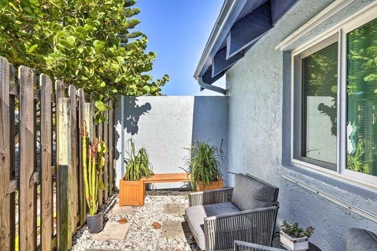Cape Canaveral Home With Balcony Walk To Beach Exteriér fotografie